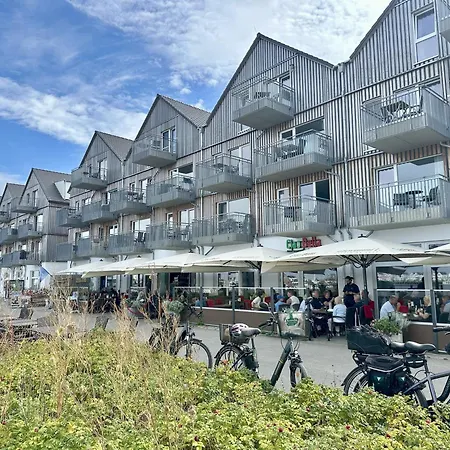 Appartement Nordlicht, - Moderne In Direkter Strandnaehe Mit Eigenem Eingang, Sauna, Kaminofen, Terrasse Und Parkplatz *