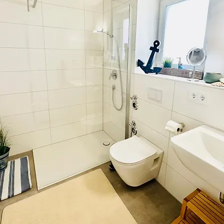 Nordlicht, - Moderne In Direkter Strandnaehe Mit Eigenem Eingang, Sauna, Kaminofen, Terrasse Und Parkplatz オルペニッツ